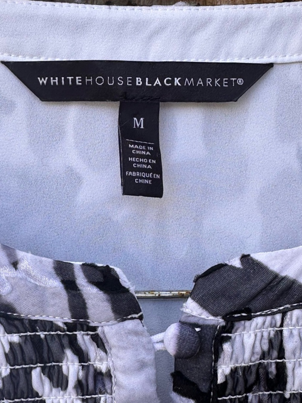 White House Black Market WHBM Monochrome Sheer Long Sleeves Size Medium - Picture 4 of 9